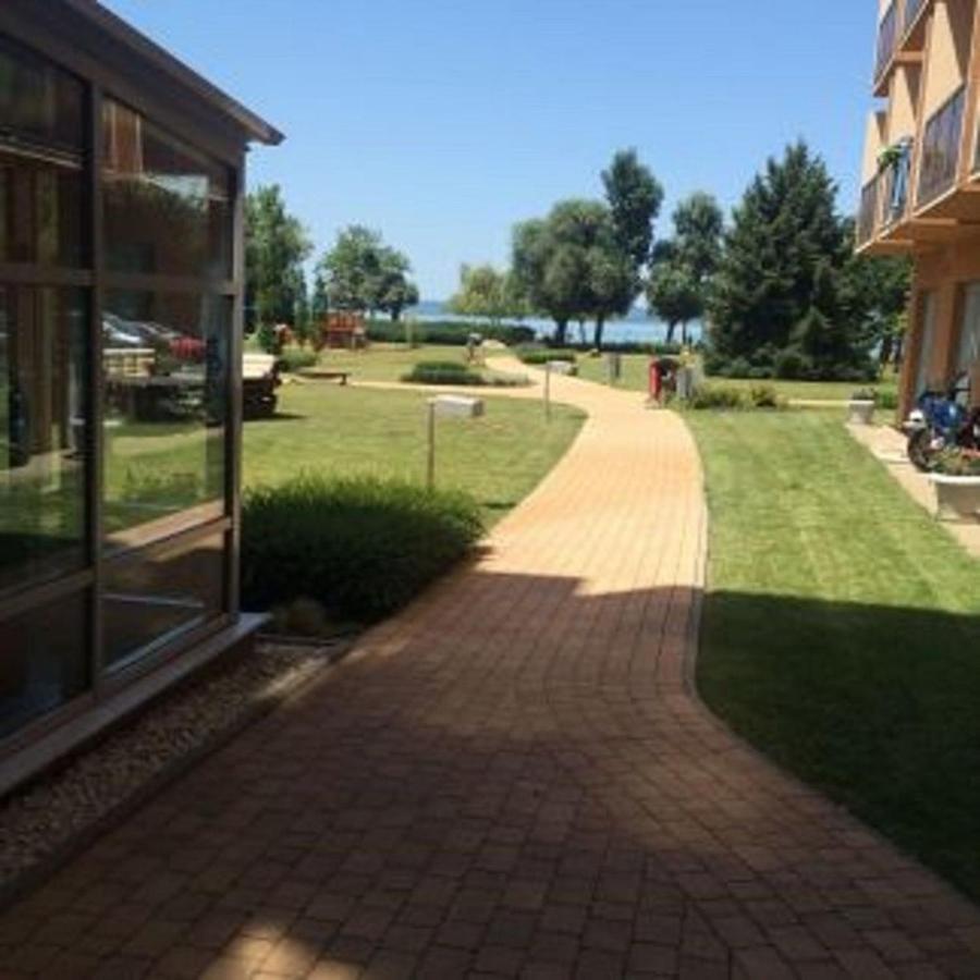 Sunrise Apartman Siófok Esterno foto