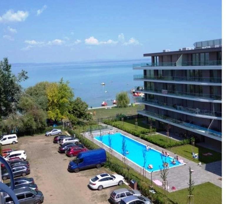 Sunrise Apartman Siófok Esterno foto