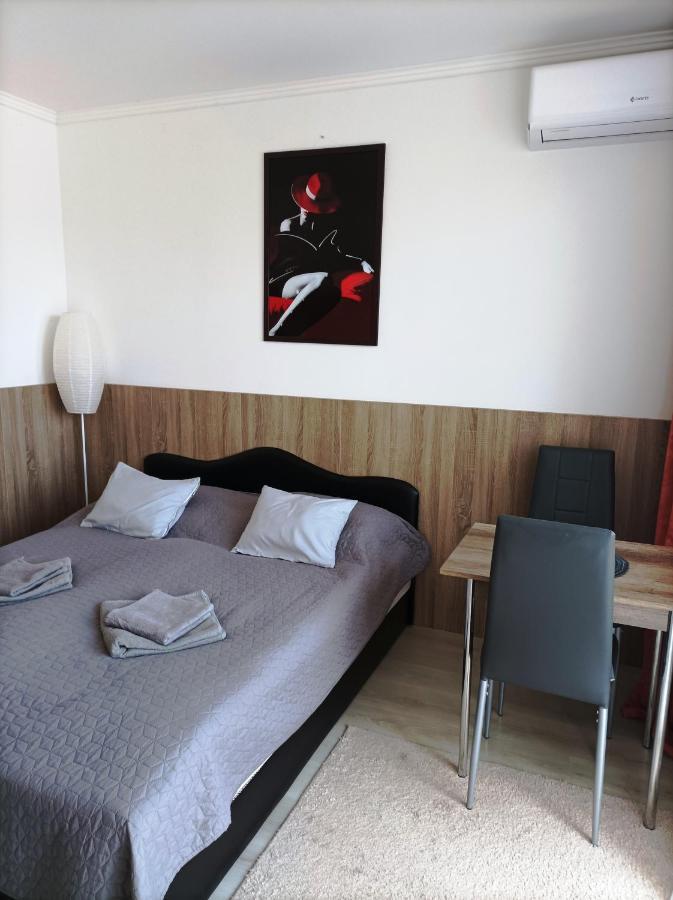 Sunrise Apartman Siófok Esterno foto